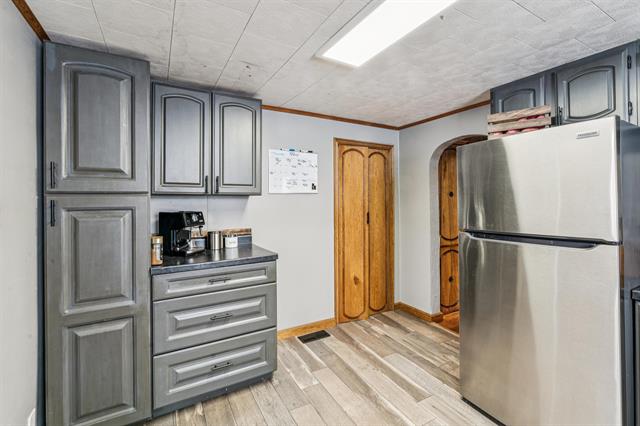 Builiding view twenty three for 3209 Hospers, Grand Blanc, MI. 48439