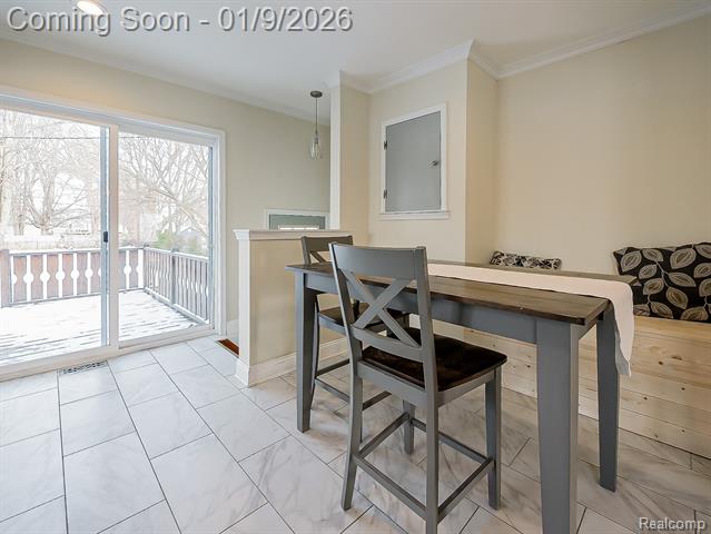 Builiding view ten for 124 Leroy, Clawson, MI. 48017