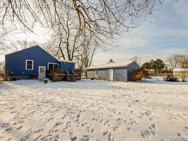 Builiding view twenty nine for 124 Leroy, Clawson, MI. 48017