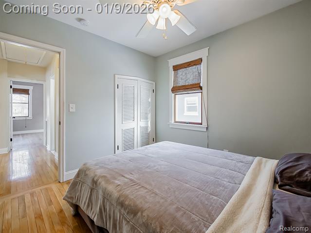 Builiding view twenty one for 124 Leroy, Clawson, MI. 48017