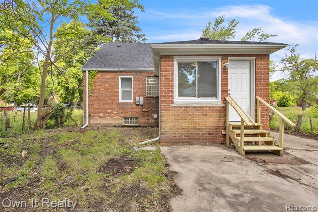 Builiding view three for 11624 Wayburn, Detroit, MI. 48224