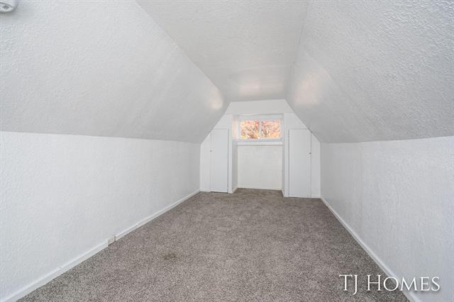 Builiding view eighteen for 1061 Forest, Muskegon, MI. 49442