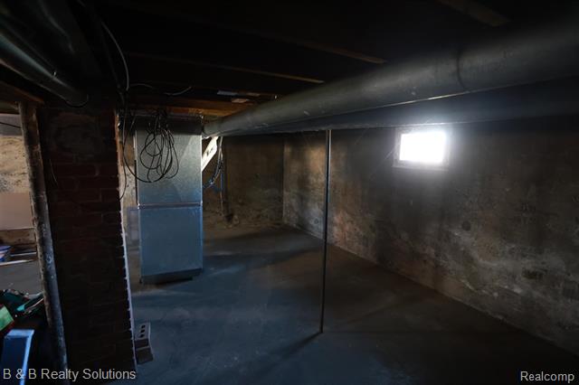 Builiding view thirty for 4131 Pleasant, North Branch, MI. 48461