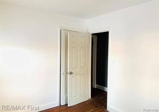 Builiding view four for 14960 Tracey, Detroit, MI. 48227