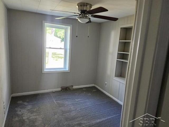 Builiding view eight for 895 Schust, Saginaw, MI. 48604