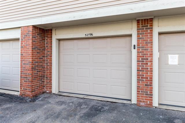 Builiding view thirty nine for 52196 Naugatuck, Macomb, MI. 48042