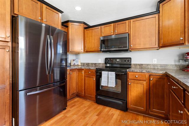 Builiding view eleven for 1433 Savannah, Zeeland, MI. 49464