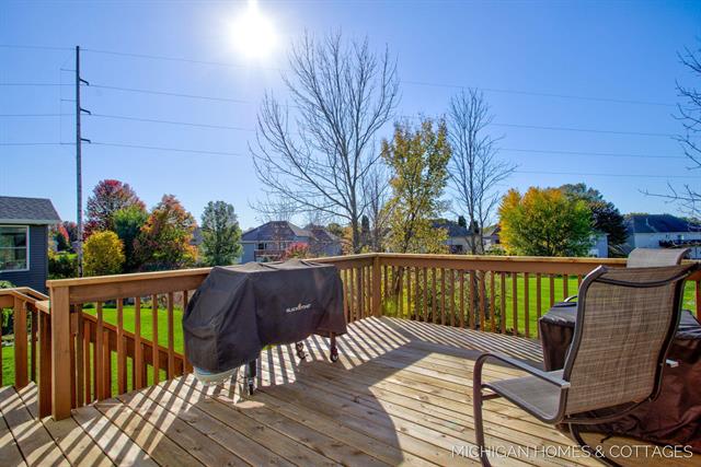 Builiding view thirty five for 1433 Savannah, Zeeland, MI. 49464