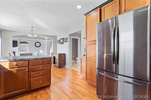 Builiding view twelve for 1433 Savannah, Zeeland, MI. 49464