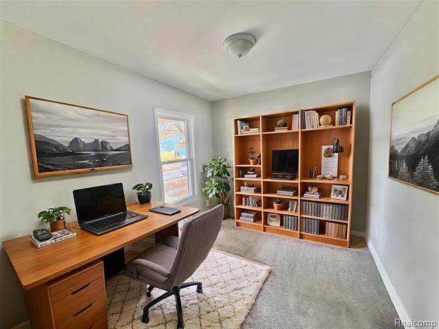 Builiding view eleven for 2514 Beals, Detroit, MI. 48214