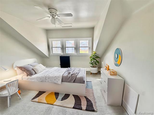 Builiding view seventeen for 2514 Beals, Detroit, MI. 48214