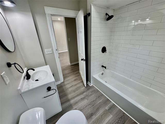 Builiding view ten for 2514 Beals, Detroit, MI. 48214