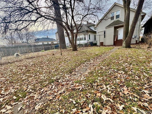 Builiding view twenty one for 2514 Beals, Detroit, MI. 48214