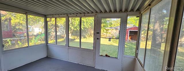 Builiding view nine for 20242 Ward, Detroit, MI. 48235