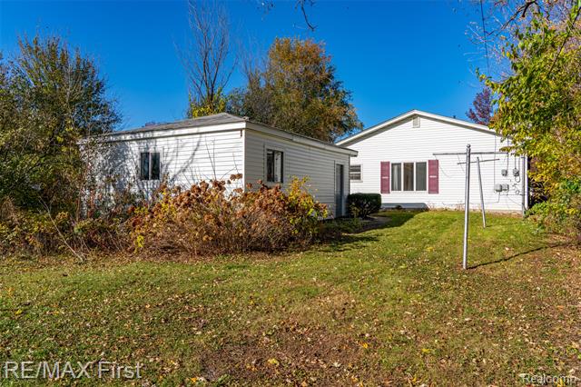 Builiding view four for 275 Council, Clawson, MI. 48017