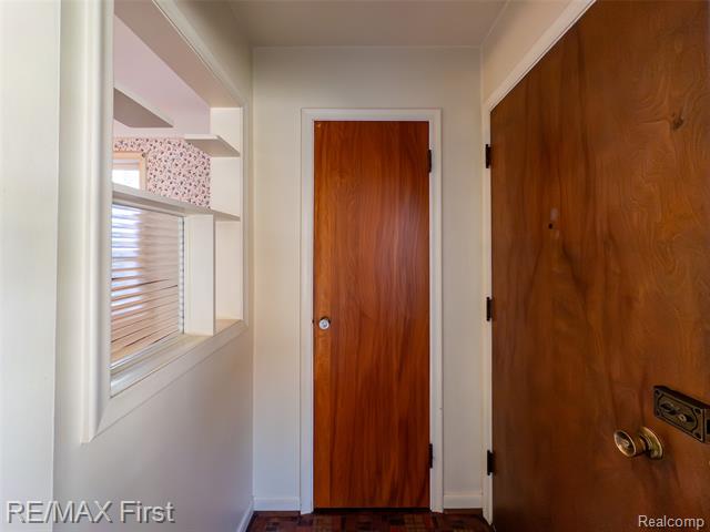 Builiding view fourteen for 275 Council, Clawson, MI. 48017