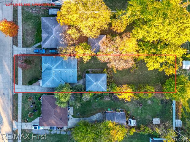 Builiding view one for 275 Council, Clawson, MI. 48017