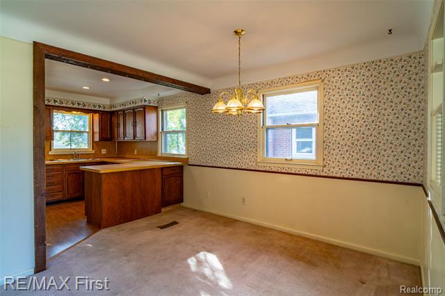 Builiding view sixteen for 275 Council, Clawson, MI. 48017