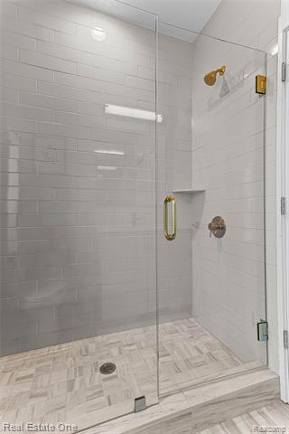 Builiding view twenty seven for 2837 Brush, West Bloomfield, MI. 48322