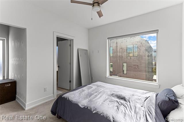 Builiding view twenty two for 2837 Brush, West Bloomfield, MI. 48322