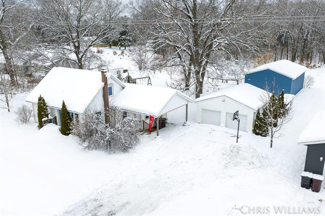 Builiding view one for 2288 Macarthur, Muskegon, MI. 49442