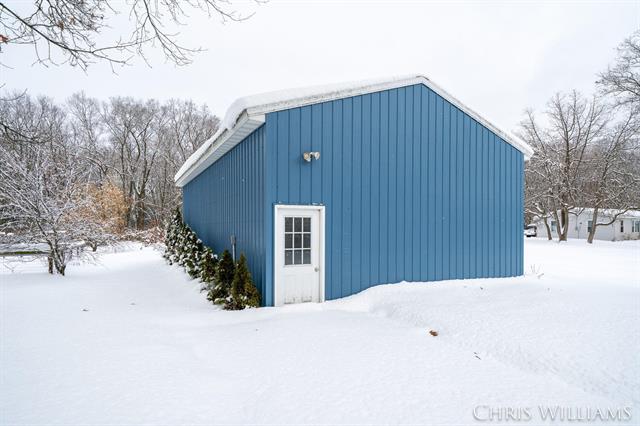 Builiding view twenty seven for 2288 Macarthur, Muskegon, MI. 49442