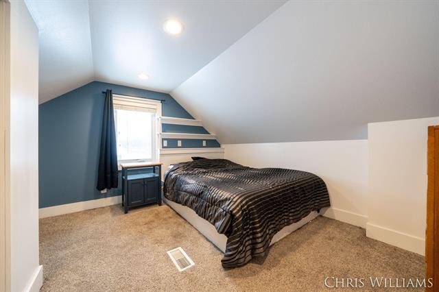 Builiding view twenty for 2288 Macarthur, Muskegon, MI. 49442