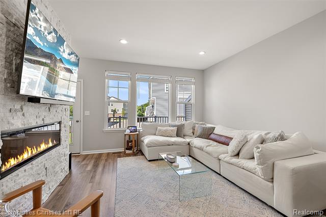 Builiding view ten for 224 Sean, Brighton, MI. 48116