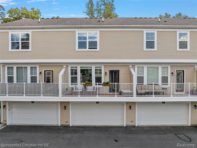 Builiding view thirty for 224 Sean, Brighton, MI. 48116