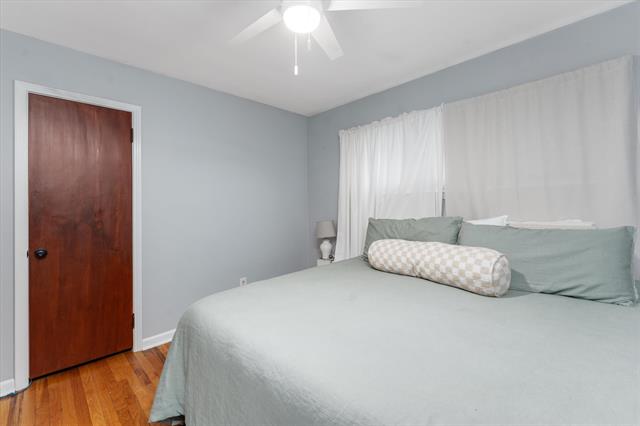 Builiding view fifteen for 249 N Chocolay, Clawson, MI. 48017