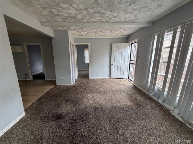 Builiding view four for 6142 Hereford, Detroit, MI. 48224