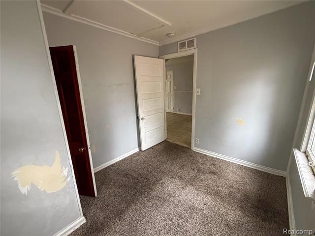 Builiding view twelve for 6142 Hereford, Detroit, MI. 48224