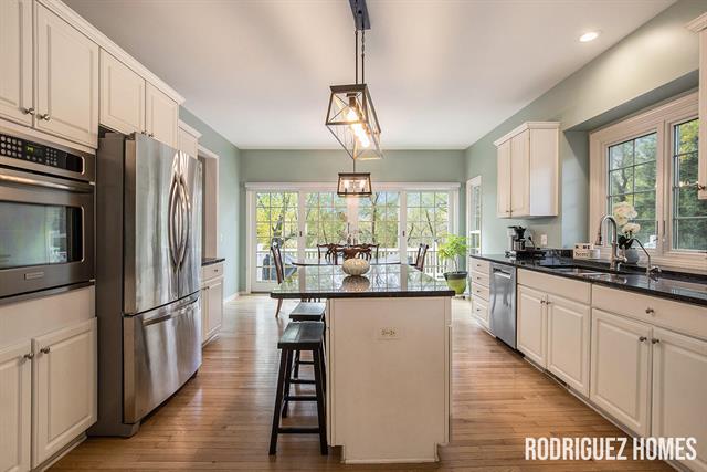 Builiding view eight for 3890 Clearview, Grand Rapids, MI. 49546