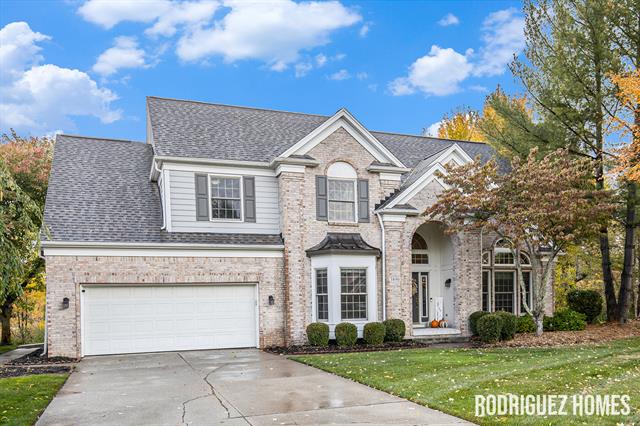 Builiding view thirty seven for 3890 Clearview, Grand Rapids, MI. 49546