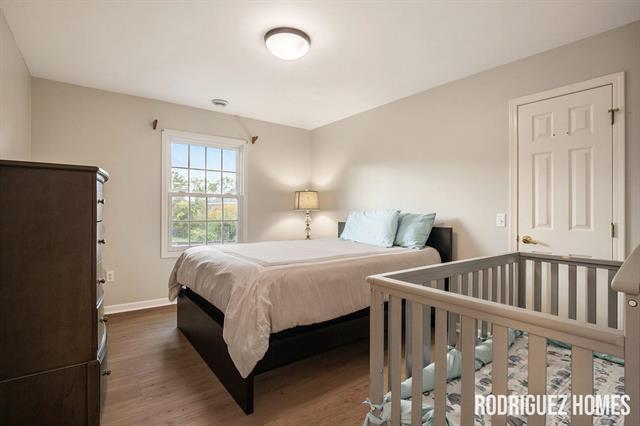 Builiding view twenty three for 3890 Clearview, Grand Rapids, MI. 49546