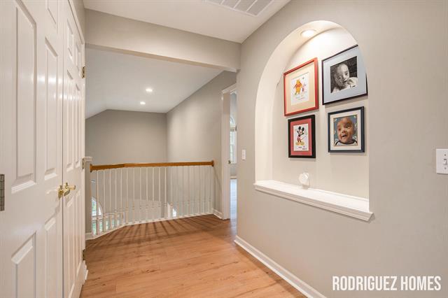 Builiding view twenty for 3890 Clearview, Grand Rapids, MI. 49546