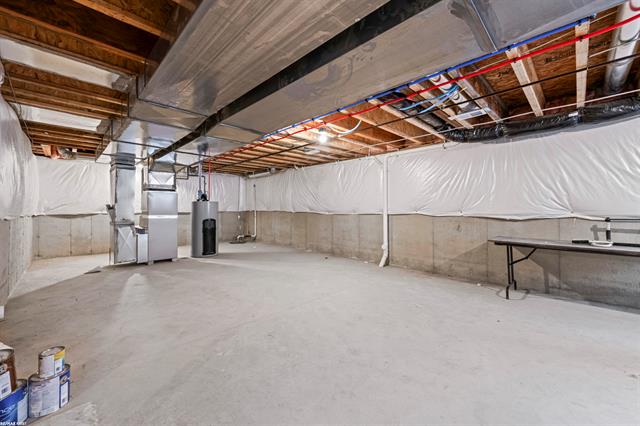 Builiding view twenty eight for 47359 Bayside Circle East, New Baltimore, MI. 48047