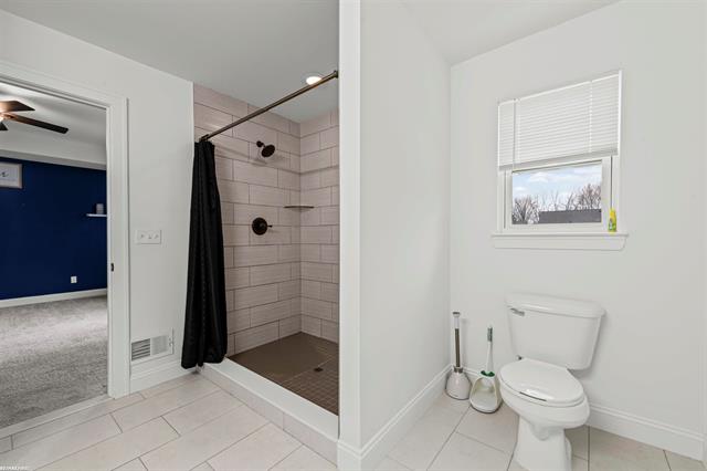 Builiding view twenty four for 47359 Bayside Circle East, New Baltimore, MI. 48047