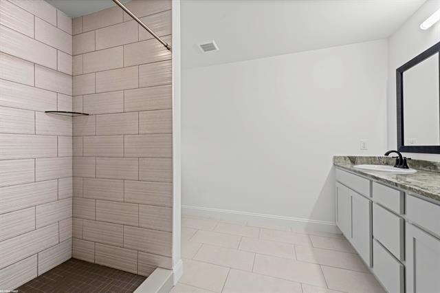 Builiding view twenty three for 47359 Bayside Circle East, New Baltimore, MI. 48047