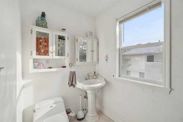 Builiding view nineteen for 7 Oakwood, Ypsilanti, MI. 48197