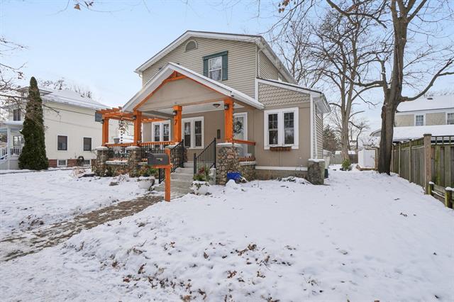 Builiding view one for 7 Oakwood, Ypsilanti, MI. 48197