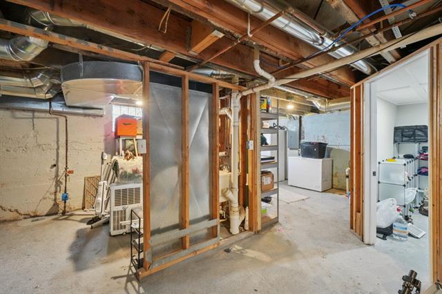 Builiding view thirty one for 7 Oakwood, Ypsilanti, MI. 48197