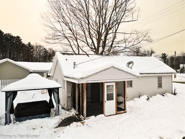 front view for 2997 Middle Lake Road, Twin Lake, Mi. 49457