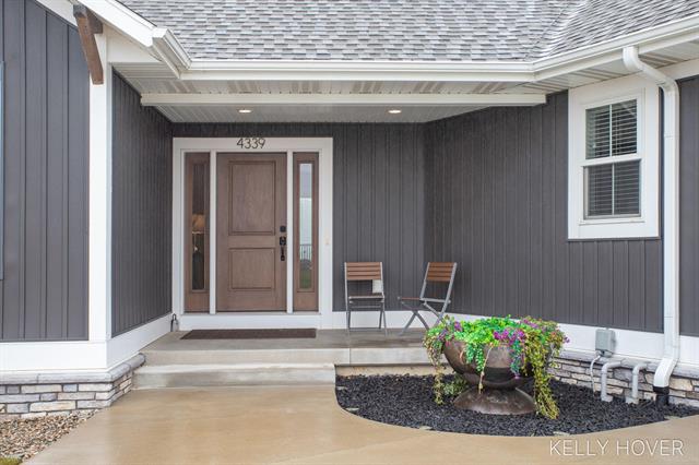 Builiding view two for 4339 Mason St, Zeeland, MI. 49464