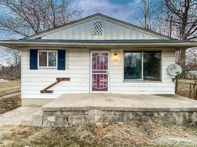front view for 1510 W Juliah Avenue, Flint, Mi. 48505