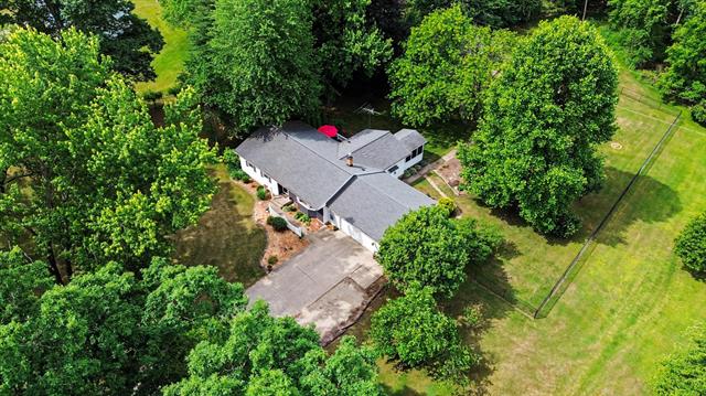 Builiding view one for 7475 Thornapple River, Caledonia, MI. 49316