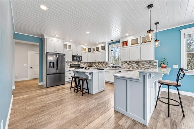 Builiding view eighteen for 11936 108Th, Grand Haven, MI. 49417