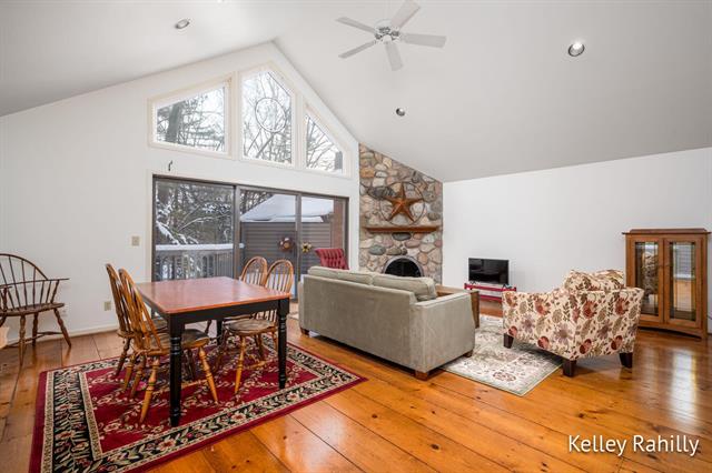 Builiding view six for 6587 Waybridge, Grand Rapids, MI. 49546