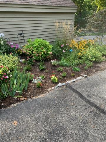 Builiding view thirty six for 6587 Waybridge, Grand Rapids, MI. 49546