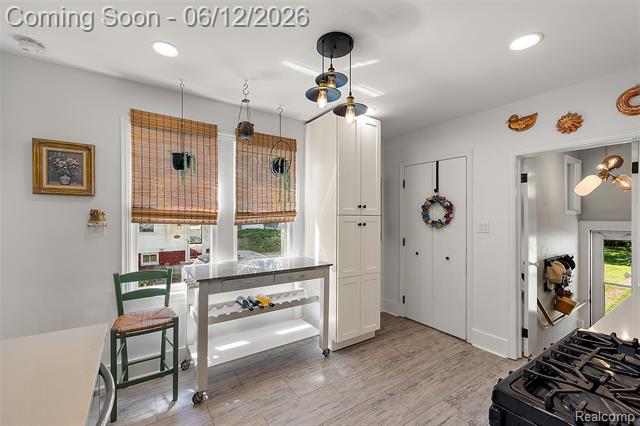 Builiding view eleven for 495 Lincoln, Clawson, MI. 48017